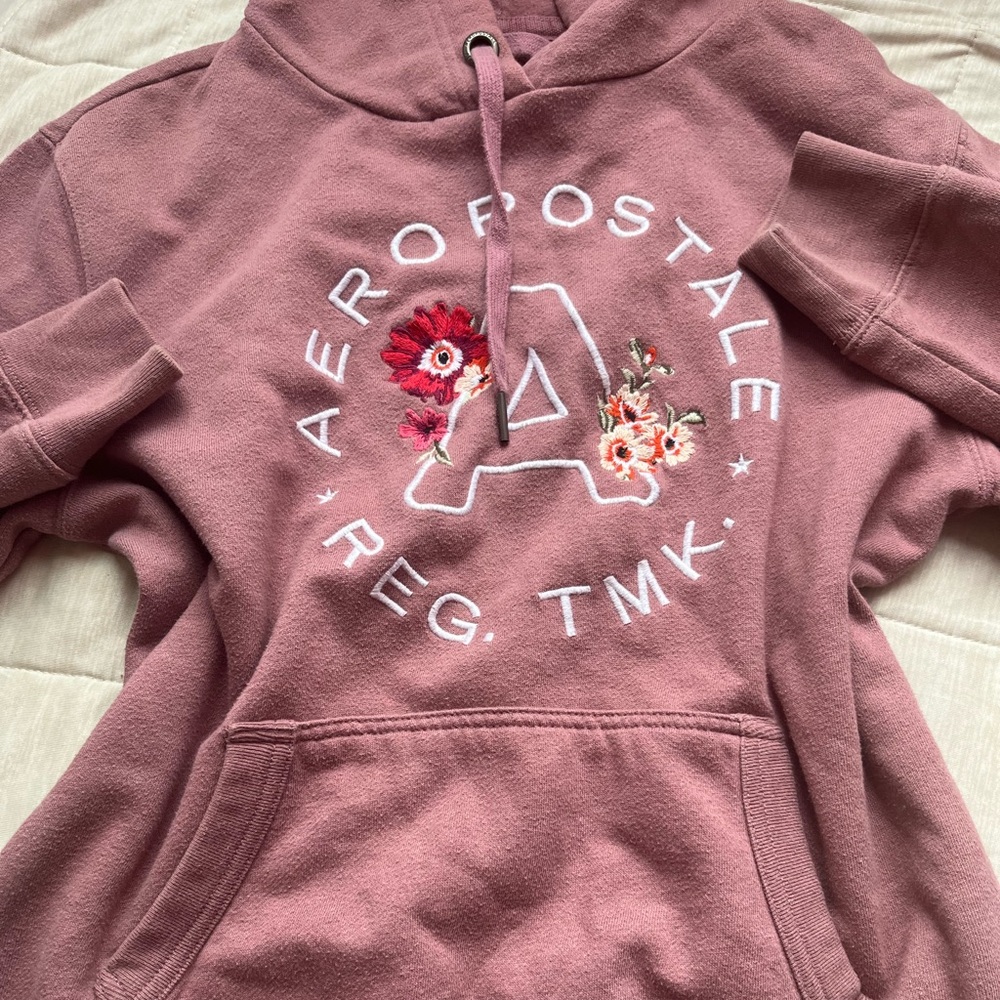 Aeropostale Dusty Rose Pullover Hoodie with flowers y2k cute vibe